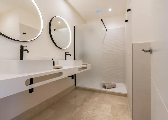 Exclusive In Bahiazul With Heated Pool וילה קורלחו