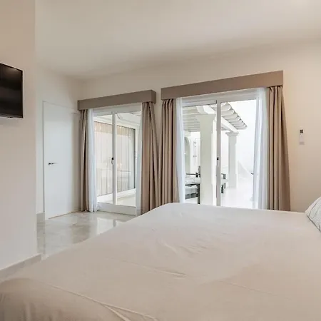 Villa Exclusive In Bahiazul With Heated Pool