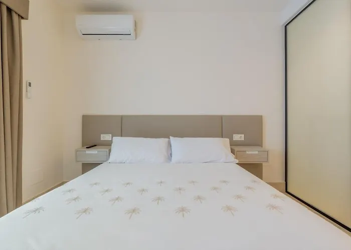 Exclusive In Bahiazul With Heated Pool