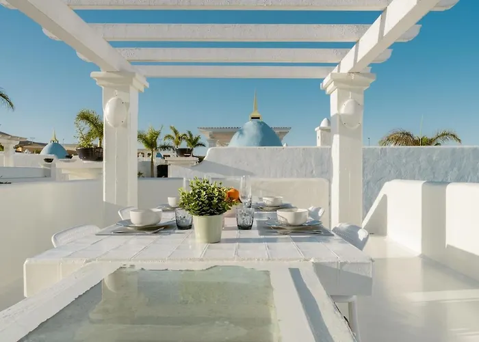 Villa Exclusive In Bahiazul With Heated Pool