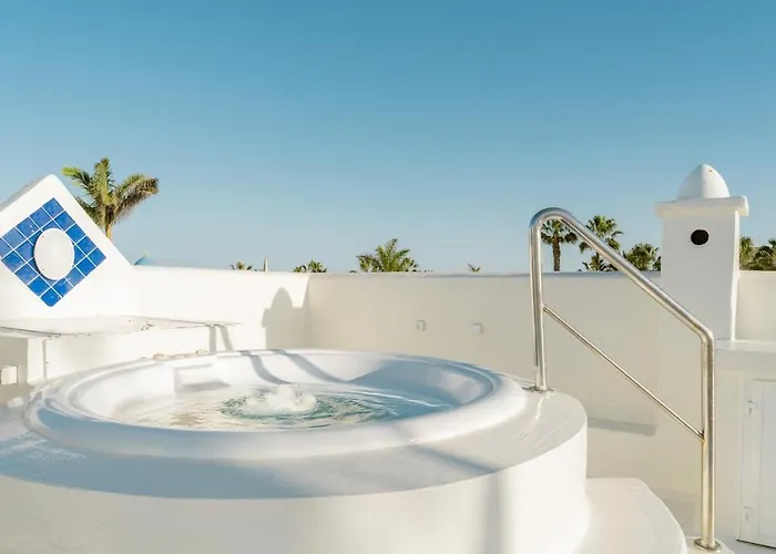 Exclusive In Bahiazul With Heated Pool